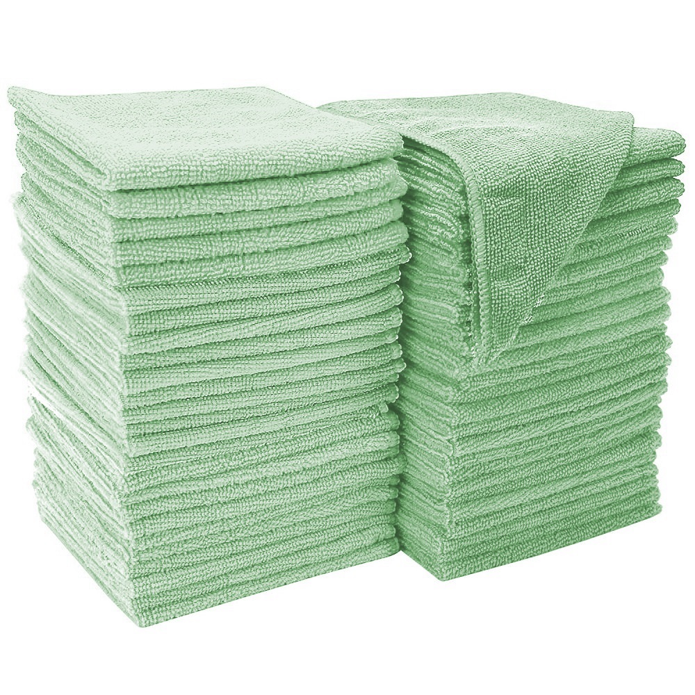 MAXIGLEAM Green Microfibre Cloths Case of 200 Cloths 40x40cms